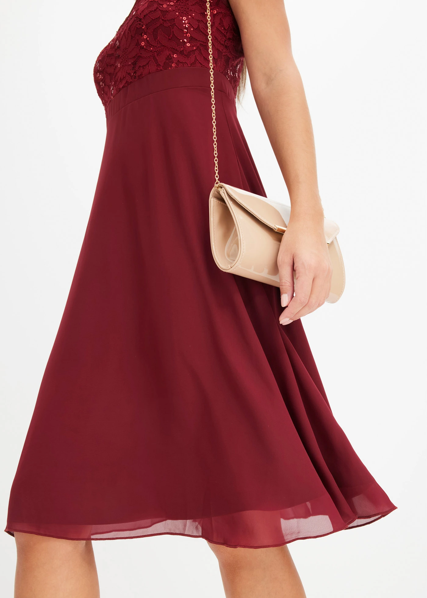 Chiffon jurk met kant en geborduurde pailletten • robijnrood • bonprix online shop