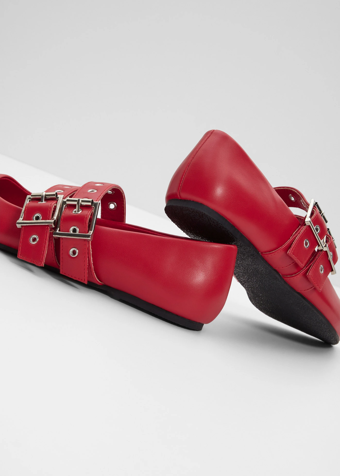 Ballerines à brides style Mary-Jane, première rembourrée • rouge • Boutique bonprix