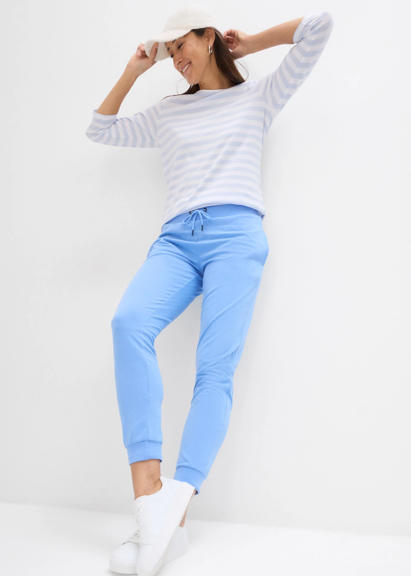 Shirt met boothals • zachtblauw/wit horizontaal gestreept • bonprix online shop