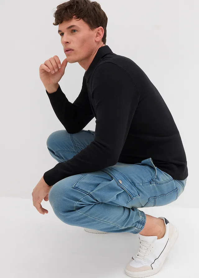 Jean jogger droit avec poches cargo, regular • denim bleu clair/beige • product-page.page-title-suffix