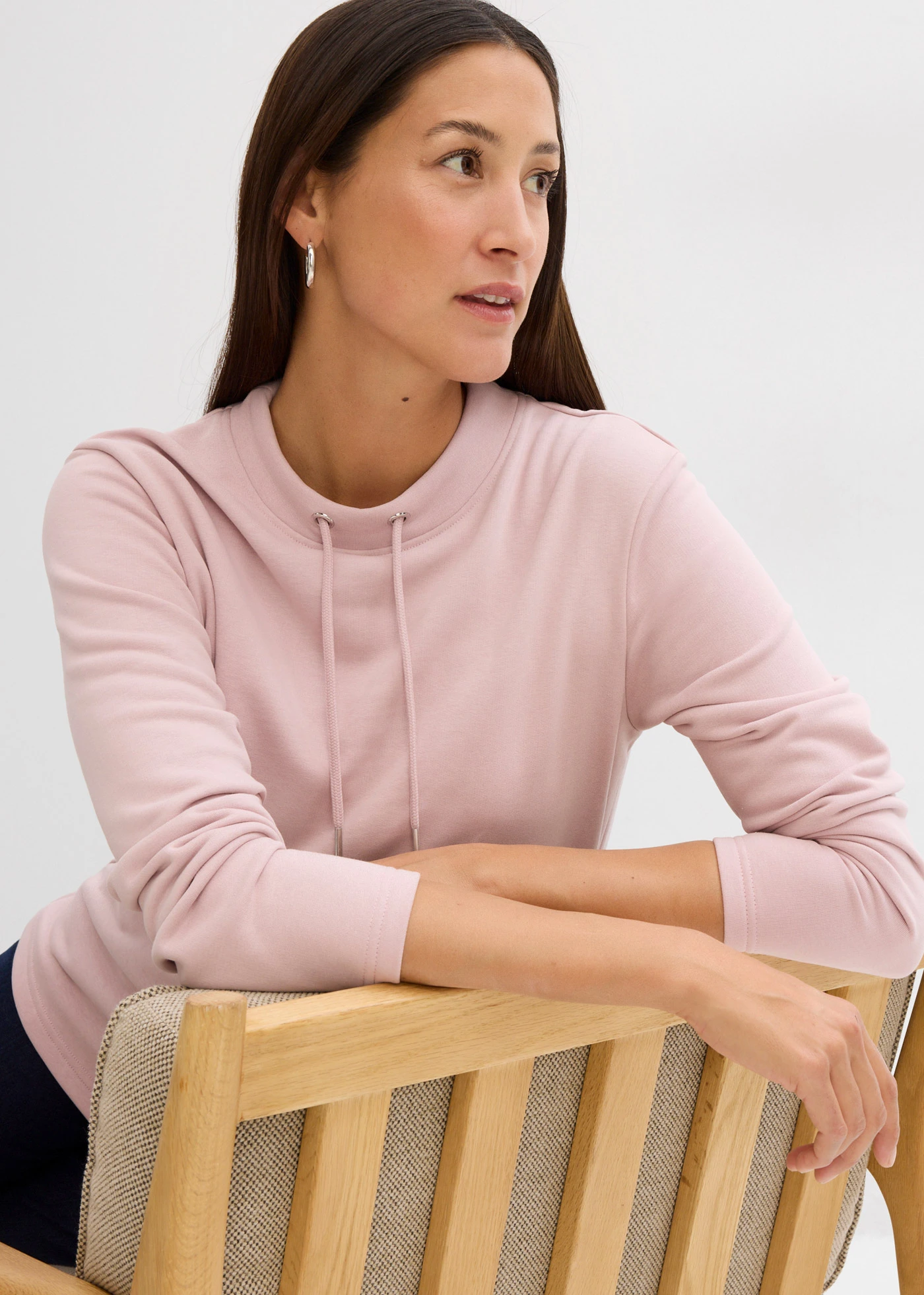 Sweat-shirt avec base fendue • rose mat • Boutique bonprix