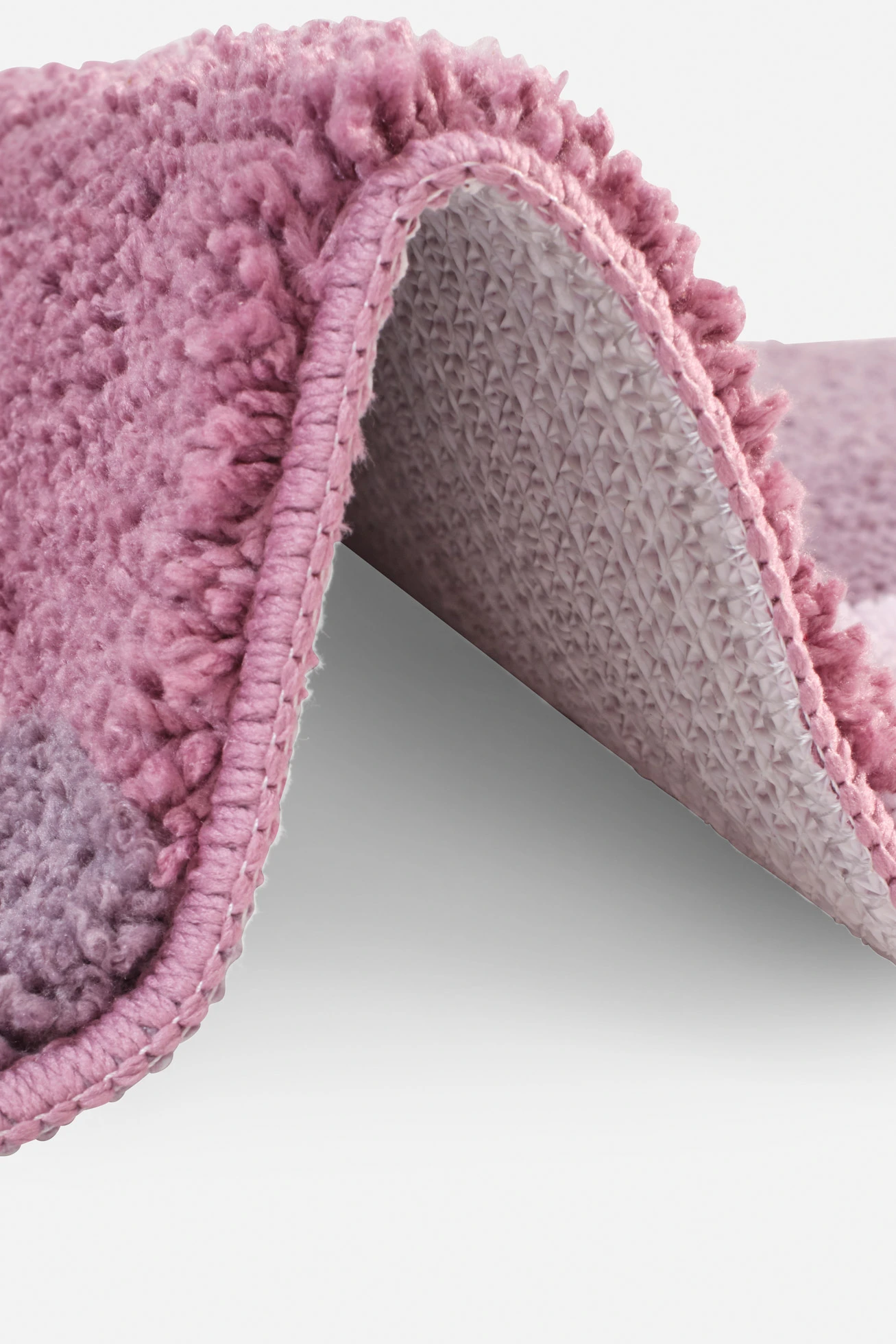 Covoraș de baie pufos cu culori pastel • roz pal, altele • magazin bonprix