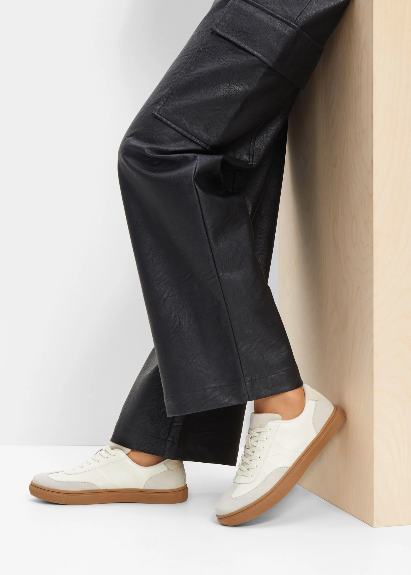 Sneakers in retrolook • wolwit • bonprix online shop