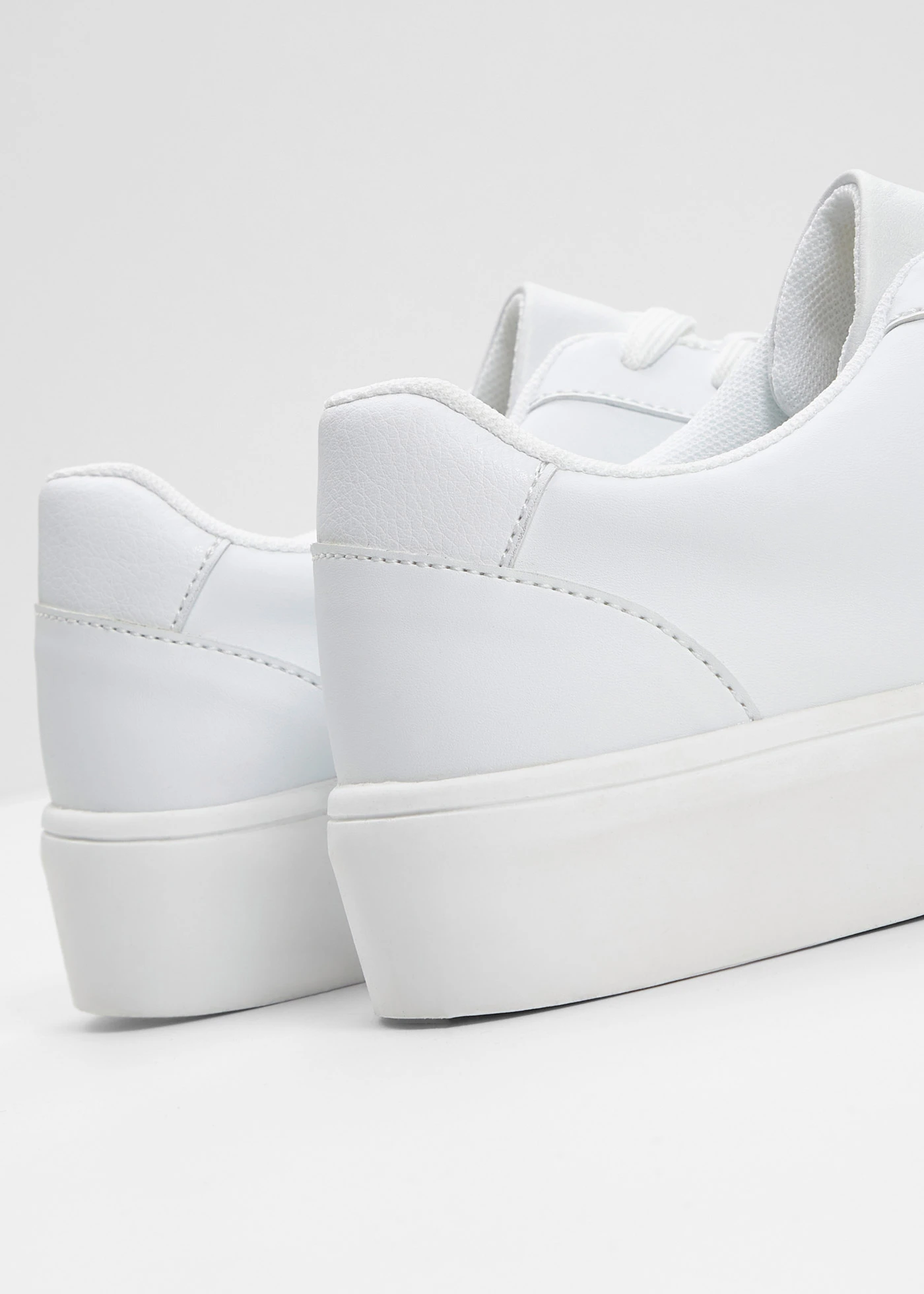 Pantofi sport • alb • magazin bonprix