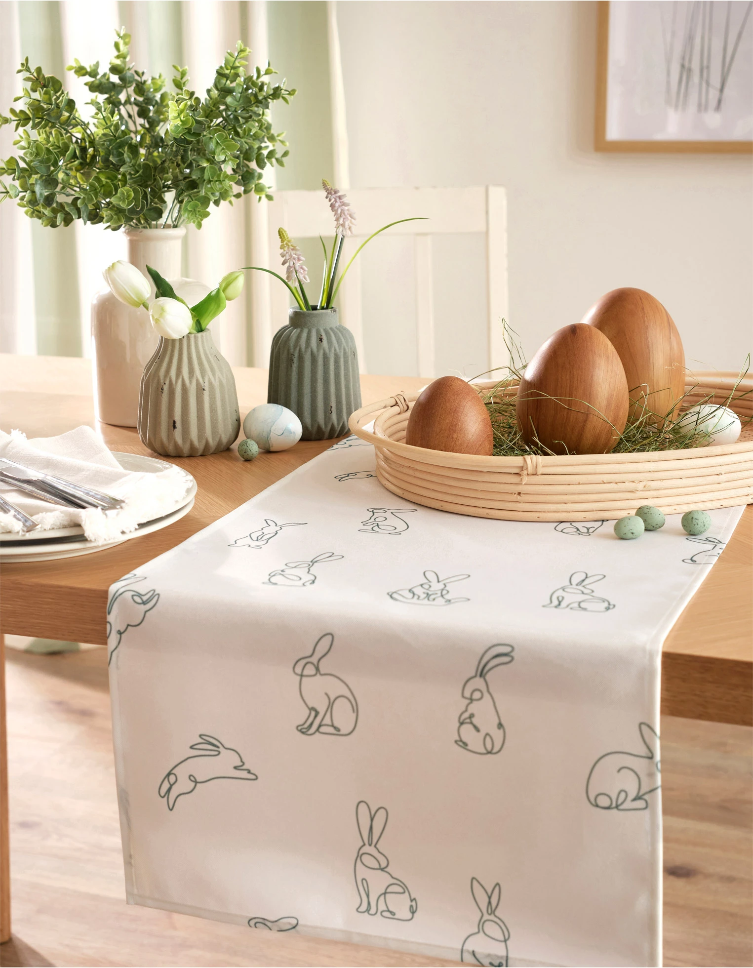Běhoun na stůl s potiskem zajíčků • bílo-šalvějově zelená • bonprix obchod