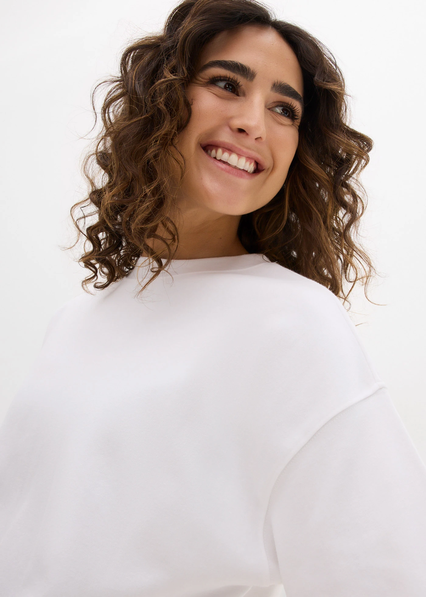 T-shirt épais oversize 100% coton • blanc • Boutique bonprix
