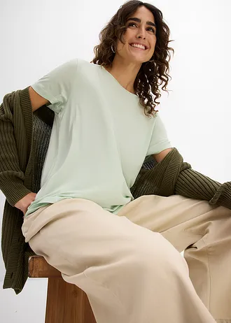 Longshirt van zachte viscose • lichtrietgroen • bonprix online shop