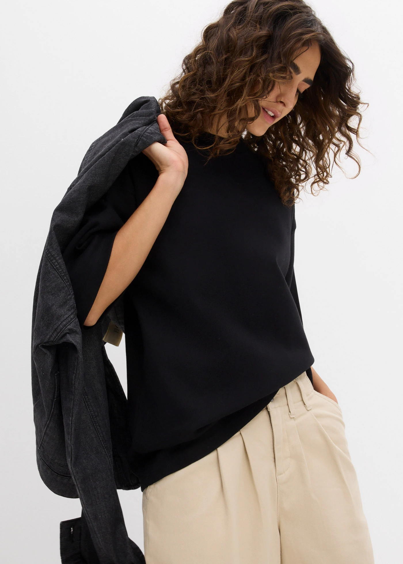 T-shirt épais oversize 100% coton • noir • Boutique bonprix