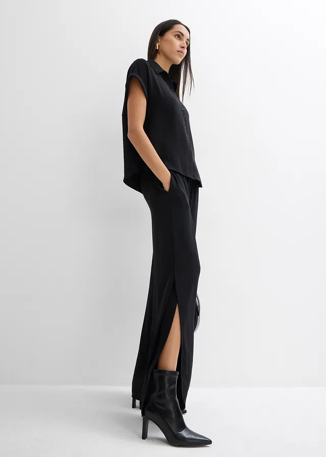 Oversized halenka ze strukturovaného krepu, barva: černá