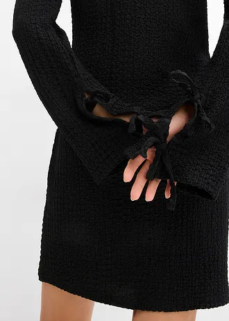 Mini jurk van gestructureerde crêpe • zwart • bonprix online shop