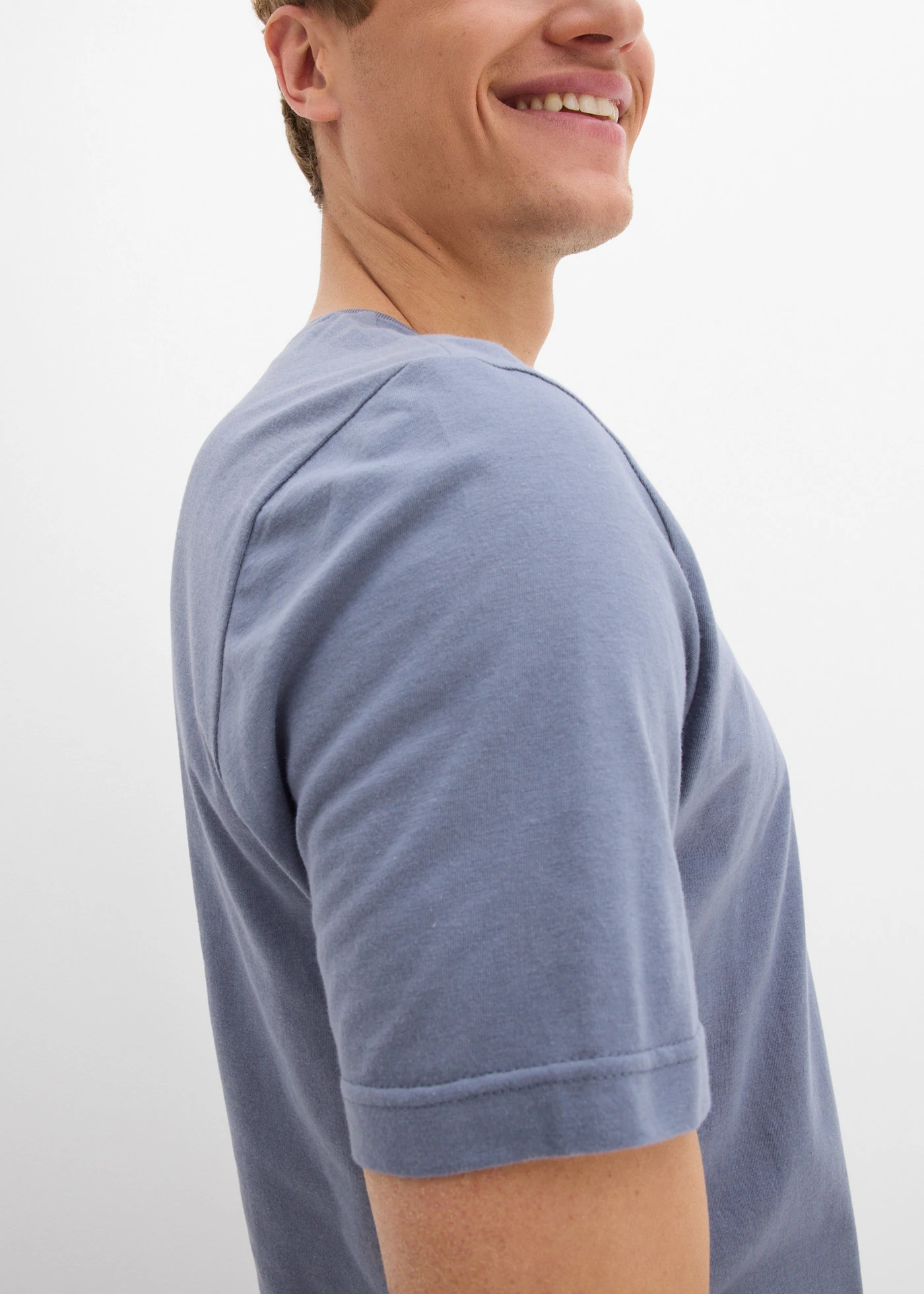 Tricou din bumbac 100% (set/2 buc.) • verde fumuriu+albastru fumuriu • magazin bonprix