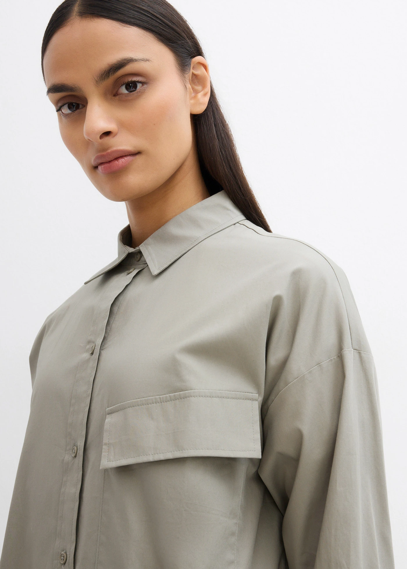 Lange blouse van katoen • rookolijfgroen • bonprix online shop