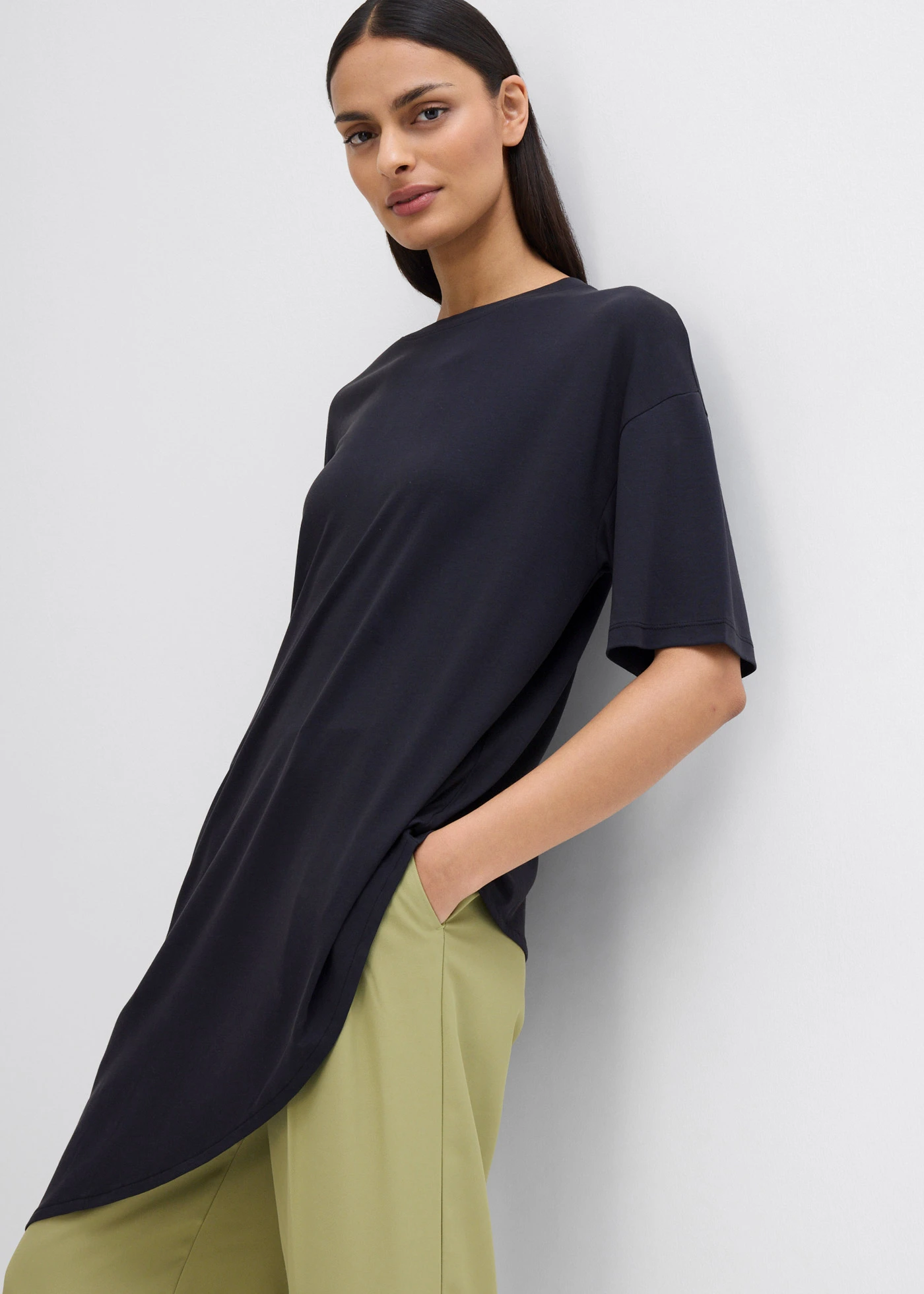 Bluză din amestec moale de modal • negru • magazin bonprix