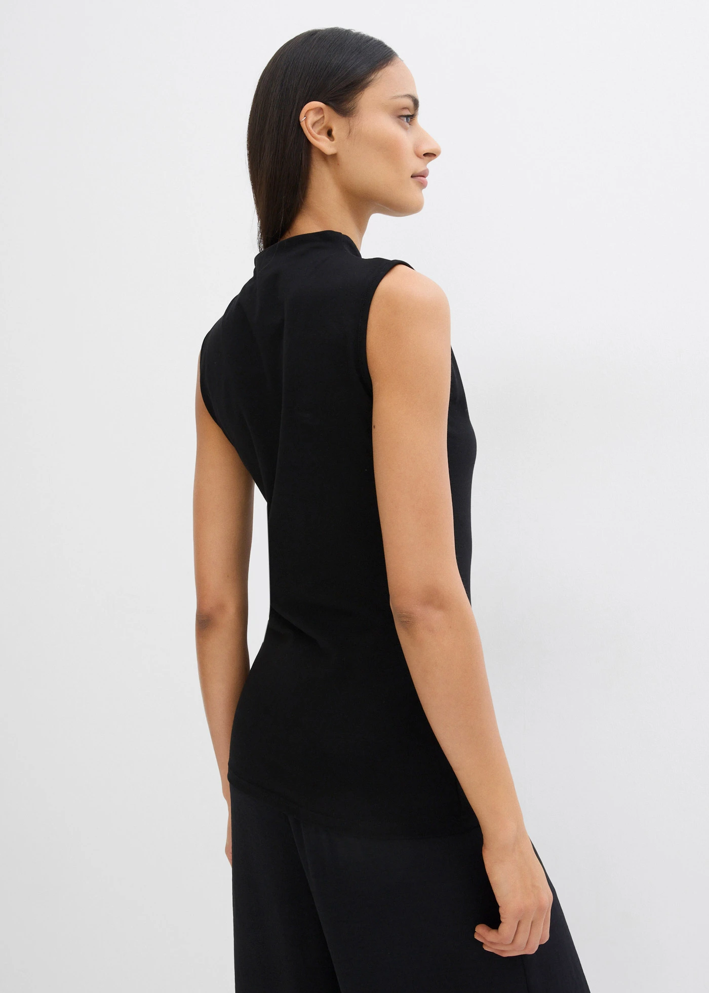 Top din mix de material elastic cu bumbac • negru • magazin bonprix