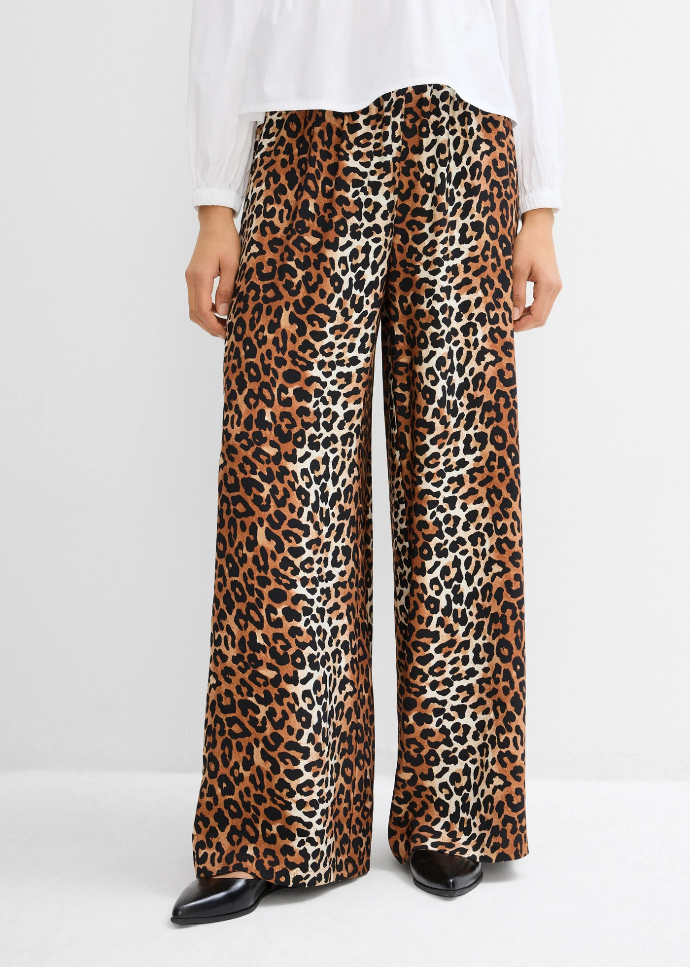 Palazzo broek van vloeiende viscosemix • ecru-zwart-donker cognac-bruin-camel luipaardprint • bonprix online shop