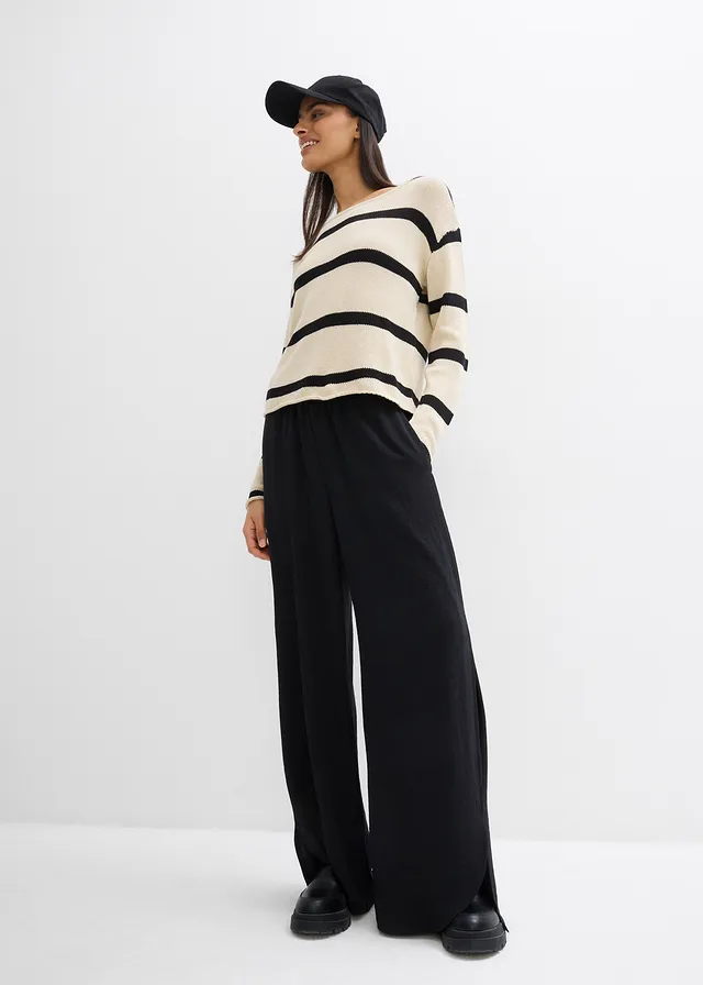 Oversized trui lichtsand-zwart gestreept