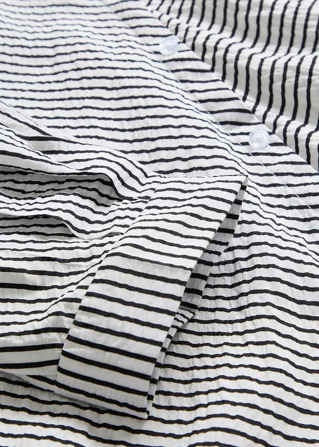 Blouse • wolwit/zwart gestreept • product-page.page-title-suffix