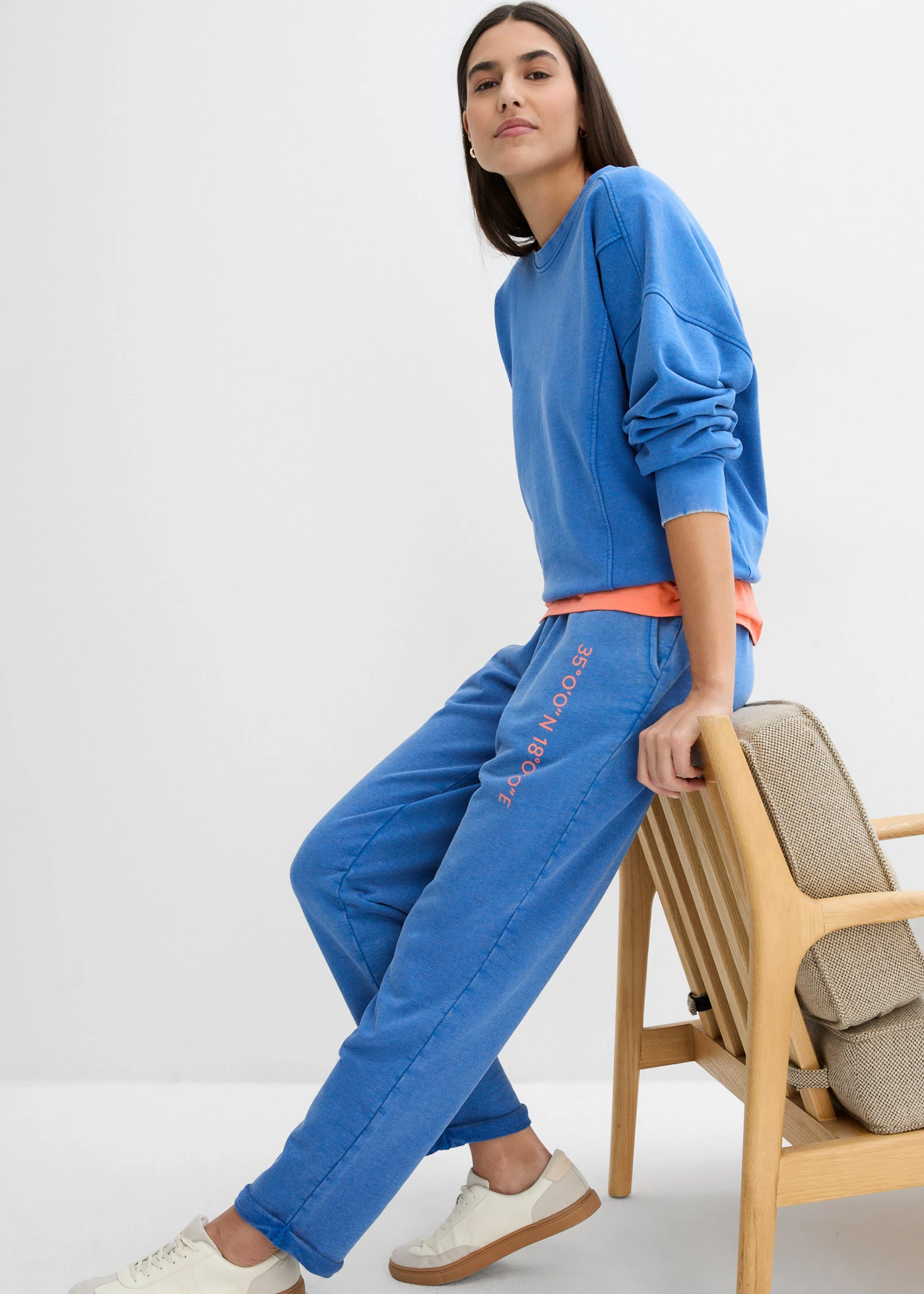 Bedrukte sweatpants • arctisch blauw-zalm used • bonprix online shop