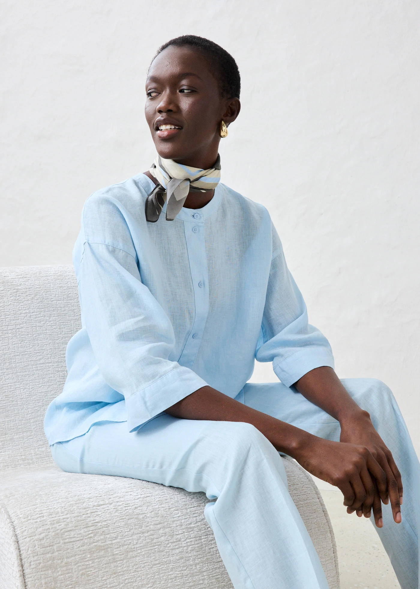 Bluză oversize din in 100% • bleu-gheață • magazin bonprix