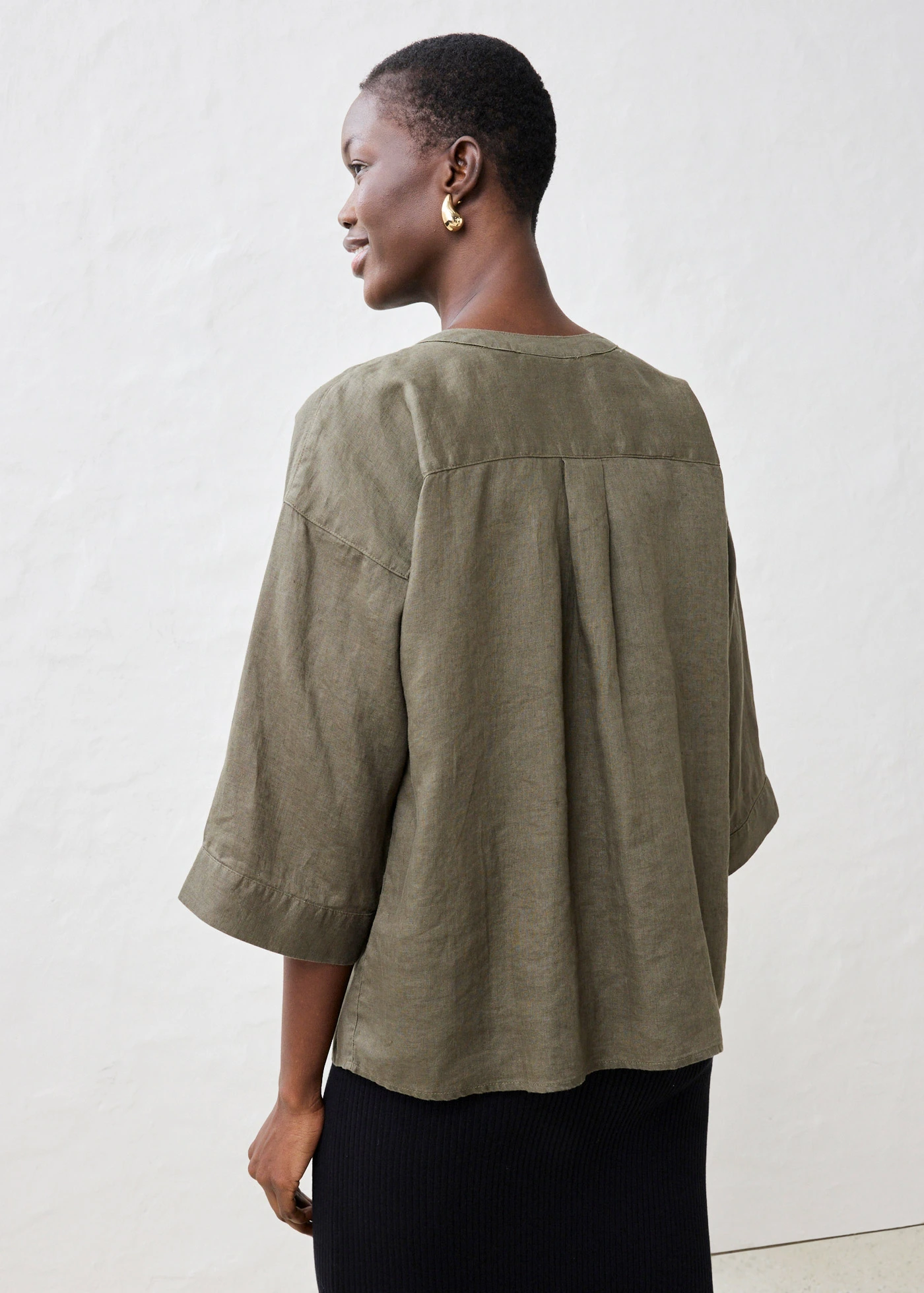 Bluză oversize din in 100% • oliv închis • magazin bonprix