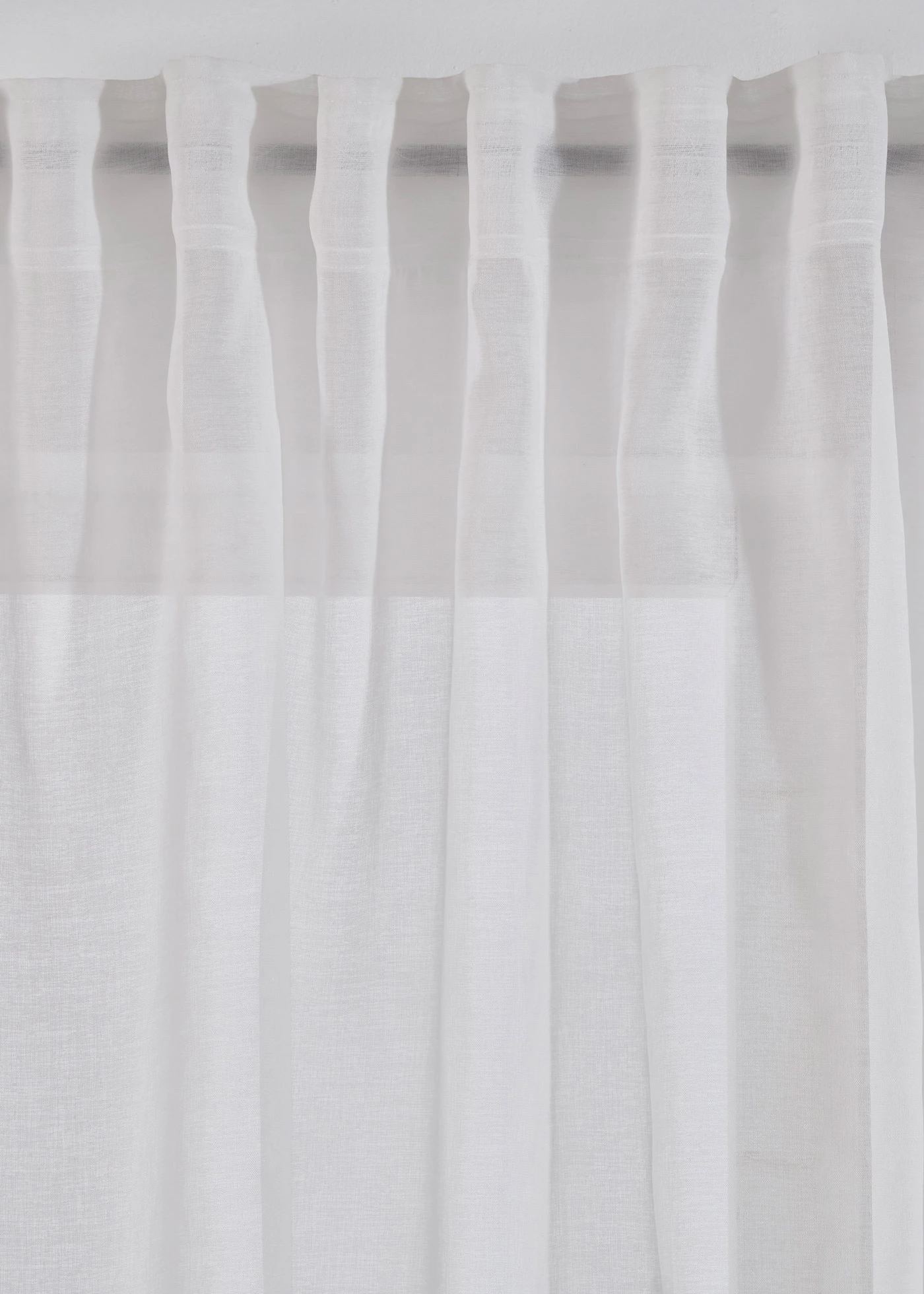 Perdea cu poliester reciclat cu imprimeu floral (1 buc.) • alb/roșu • magazin bonprix