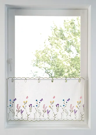 Ablaktábla függöny virághímzéssel