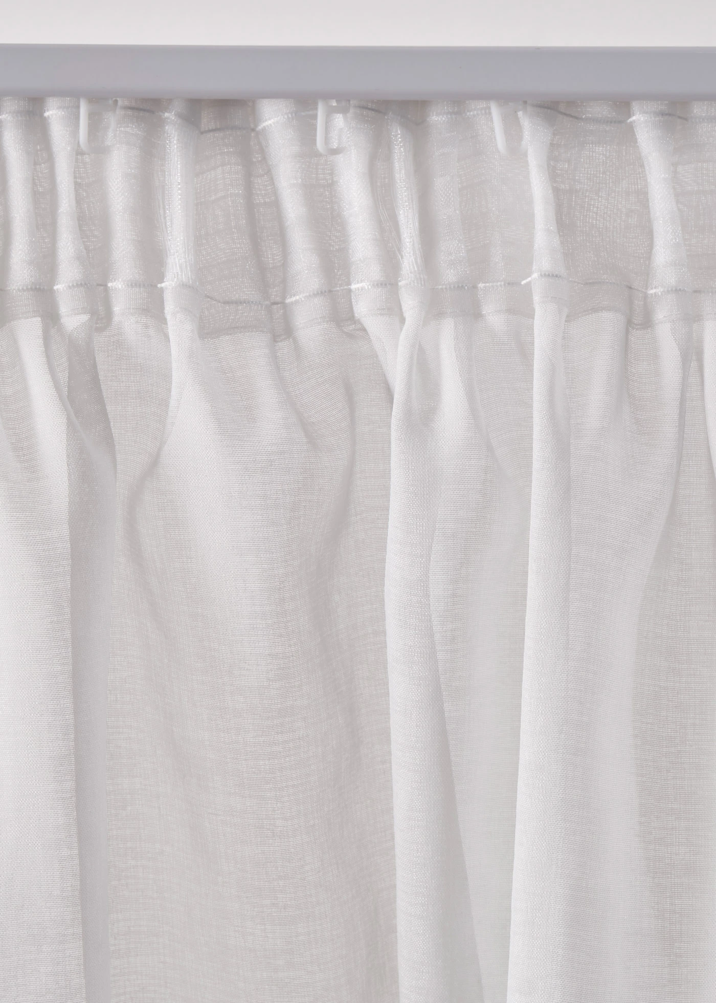 Függöny újrahasznosított poliészterrel és virágmintával (1 db) • fehér/piros • bonprix áruház