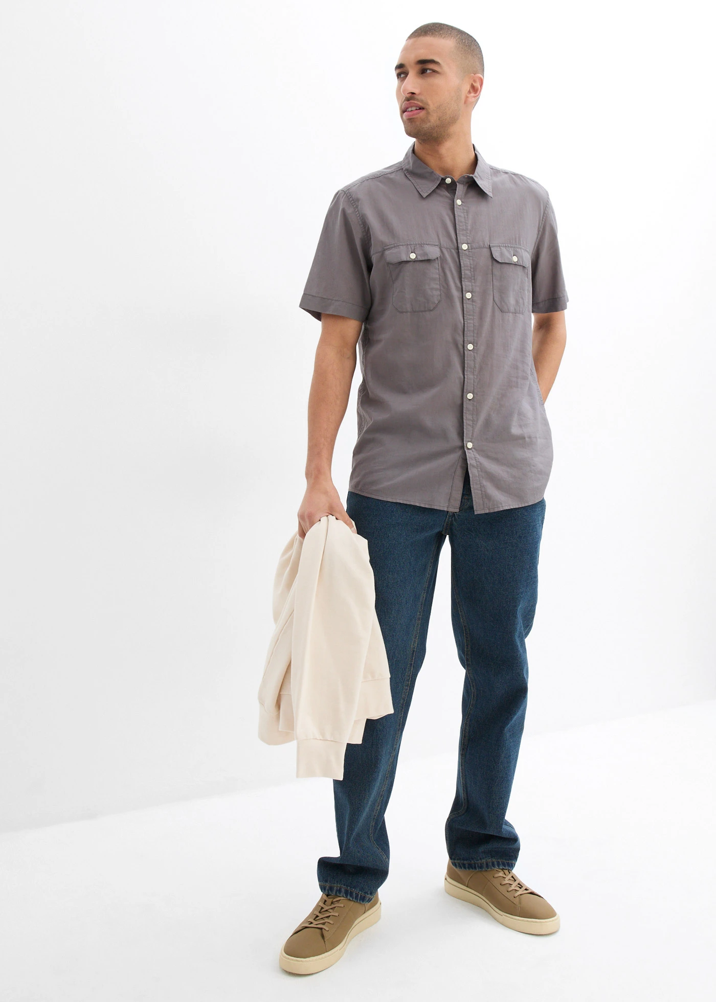 Lehká košile s krátkým rukávem • kouřově šedá • bonprix obchod