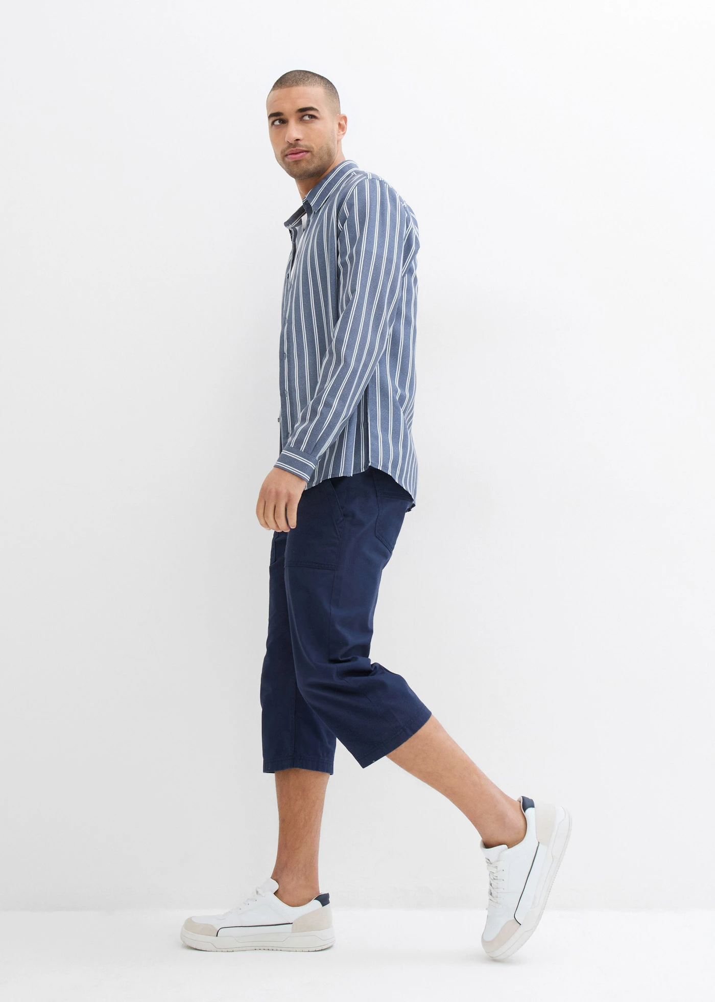 Lange bermuda met opgestikte zakken, regular fit • donkerblauw • bonprix online shop