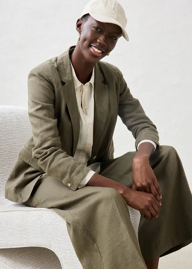 Linnen blazer • donkerolijfgroen • product-page.page-title-suffix