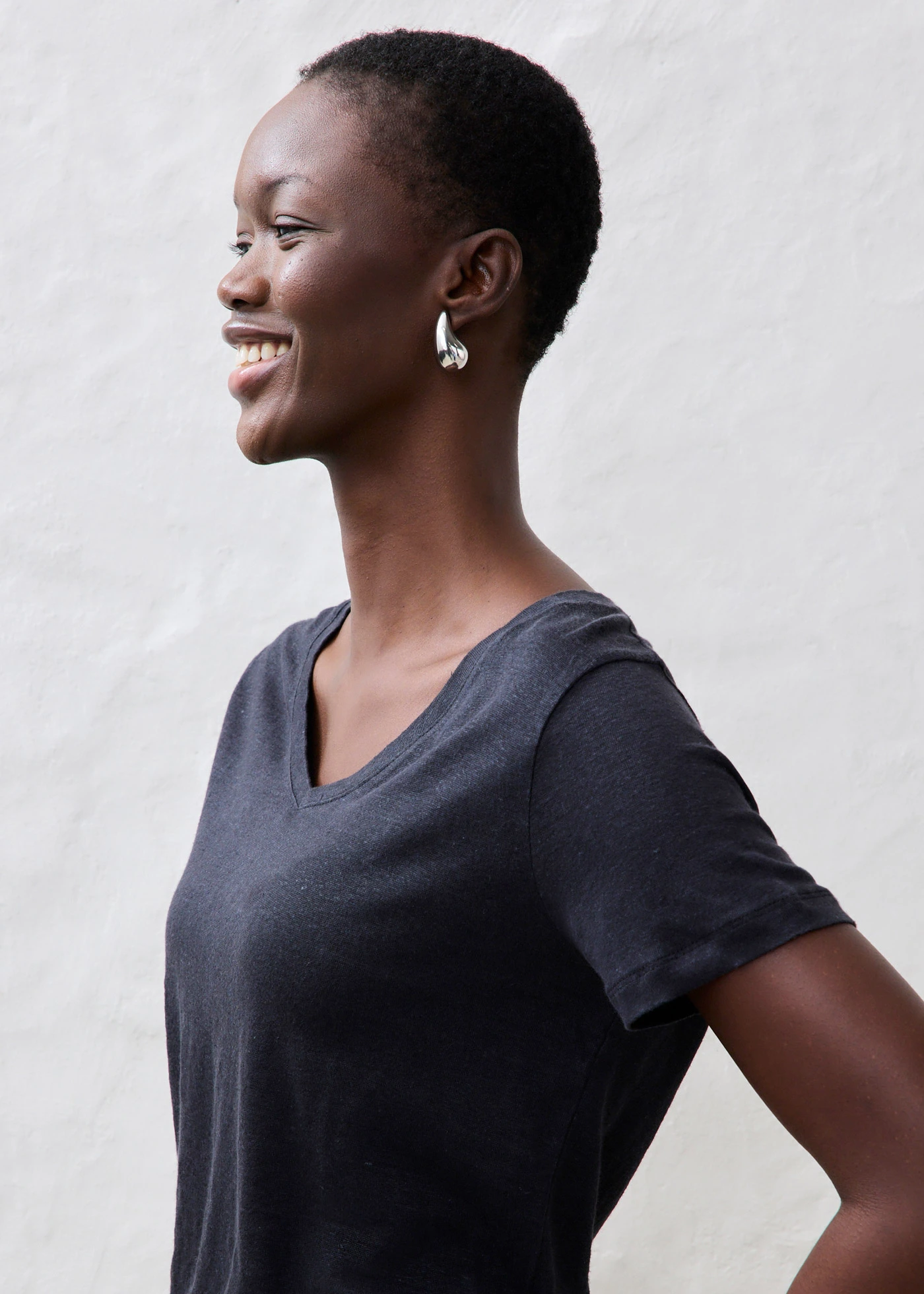 Tricou din in 100% • negru • magazin bonprix