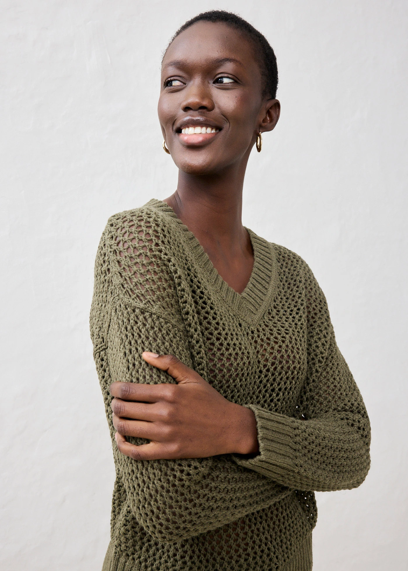 Pull ajouré en lin mélangé • olive foncé • Boutique bonprix