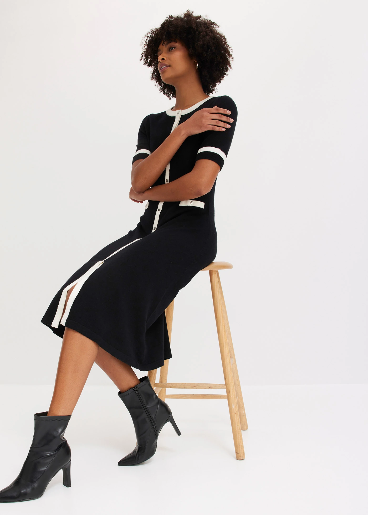 Gebreide jurk met viscose • zwart/wolwit • bonprix online shop