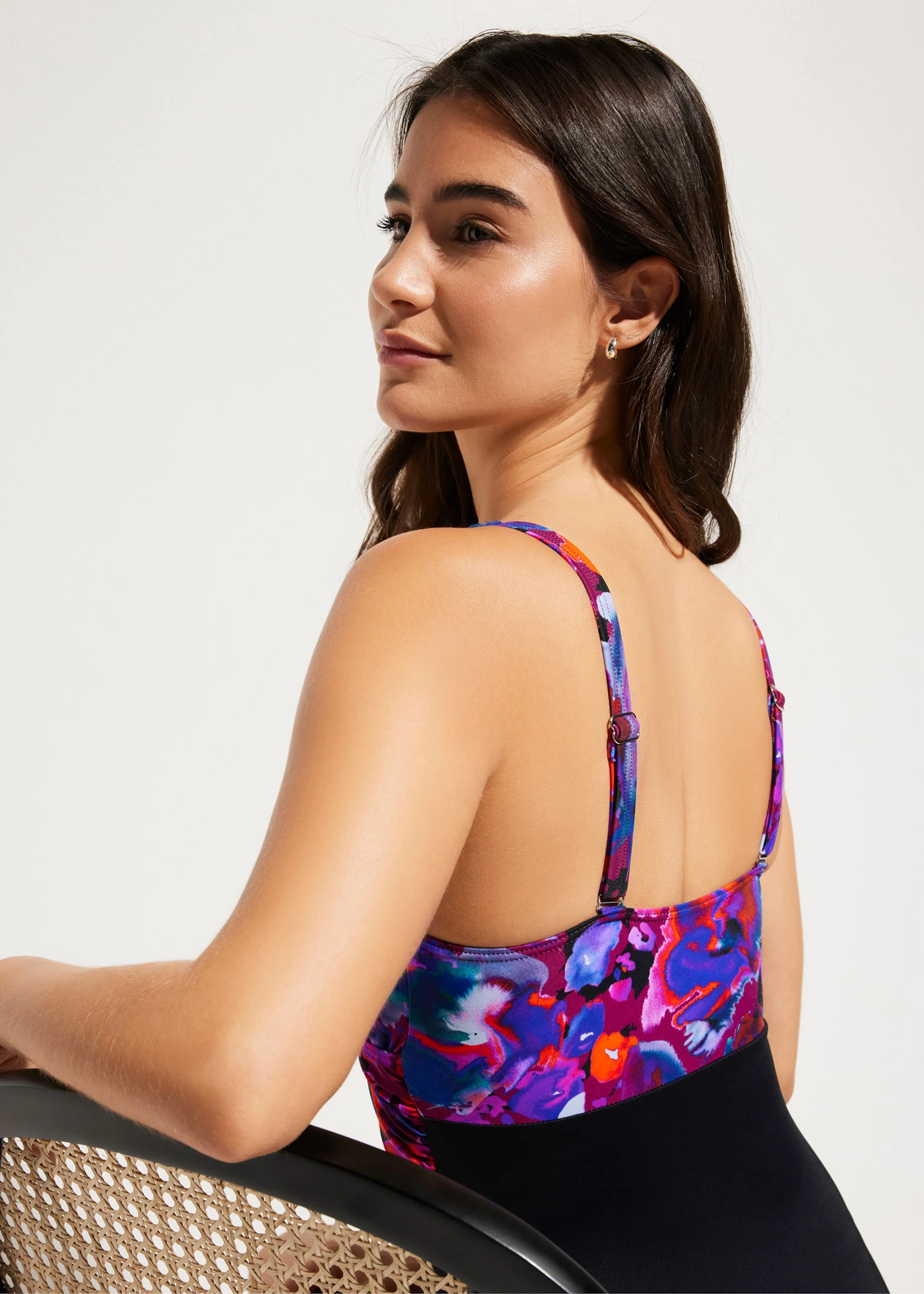 Kostium kąpielowy • czarny w kolorowy roślinny wzór • bonprix obchod