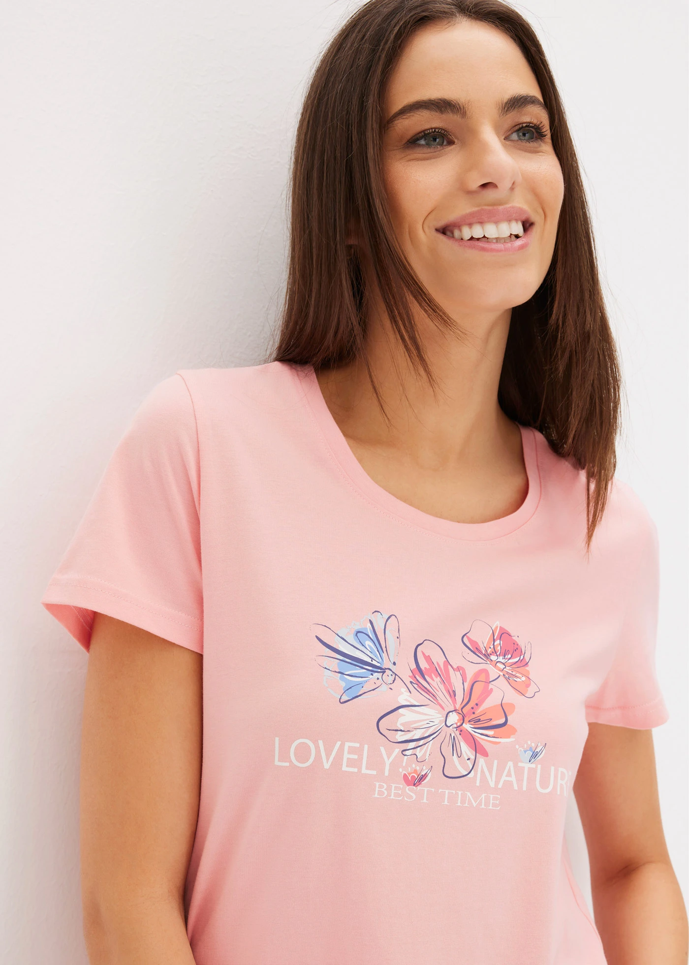 Krátké pyžamo s prodlouženými šortkami • jemně růžovo-intenzivní modrá s květy • bonprix obchod