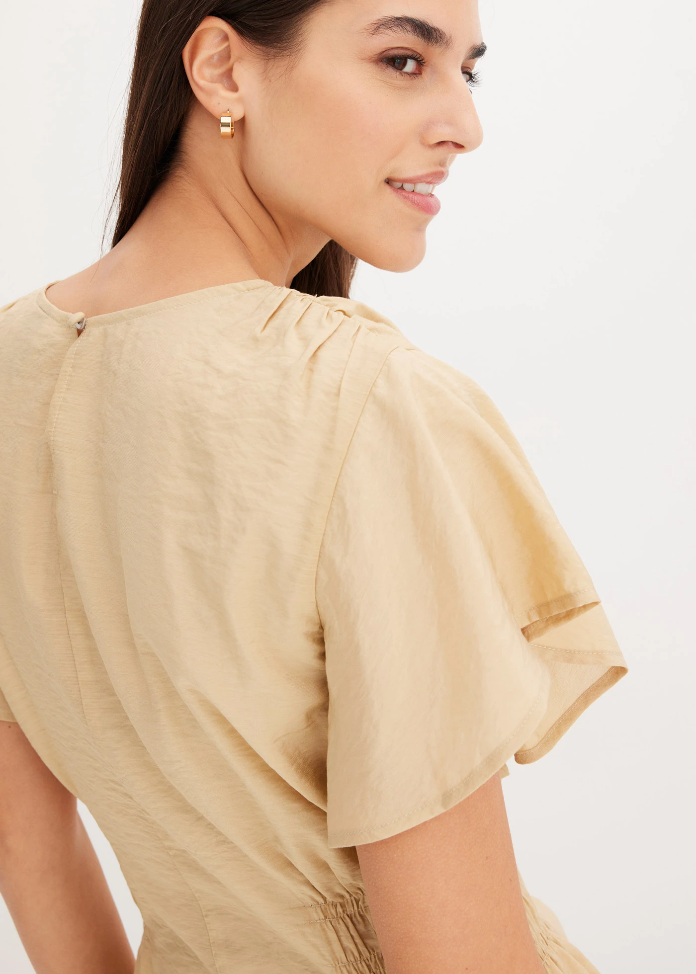 Blousetop van een zachte viscose-mix • groenbeige • bonprix online shop