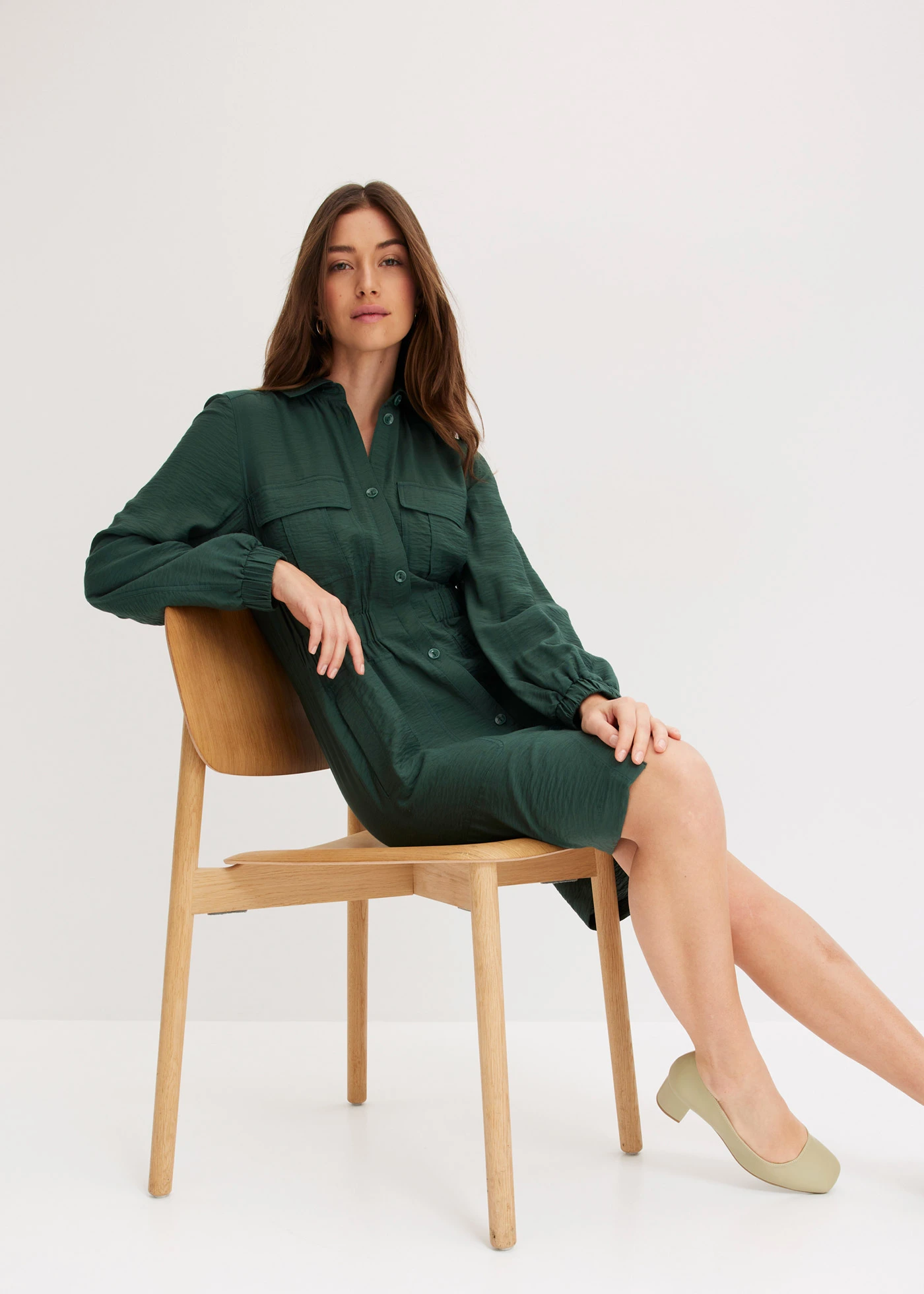 Sukienka szmizjerka z miękkiej mieszanki wiskozy • cienisty zielony • bonprix obchod