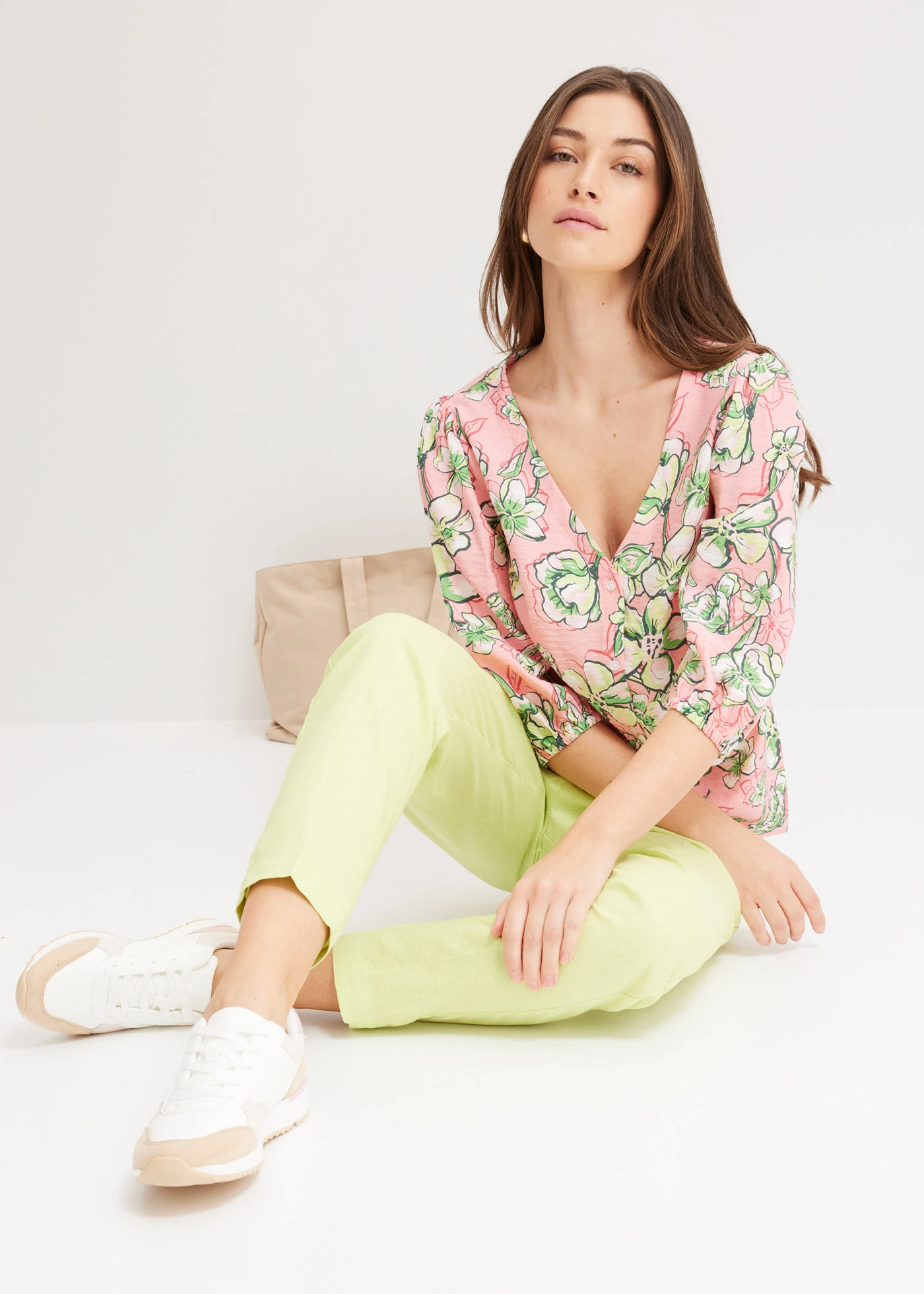 Blouse van een fijne viscosemix • soft roze gebloemd • bonprix online shop