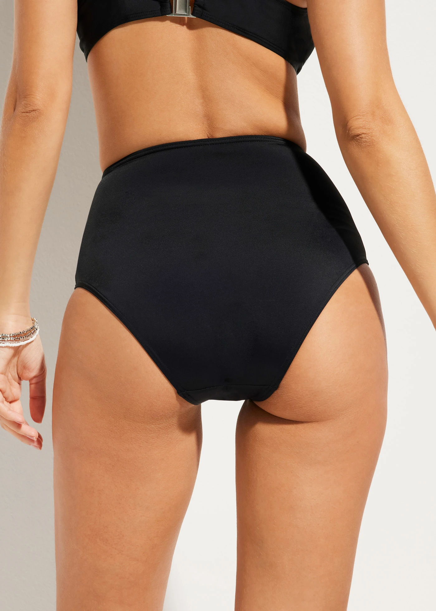 High Waist bikini alsó (2 db-os csomag) • fekete • bonprix áruház