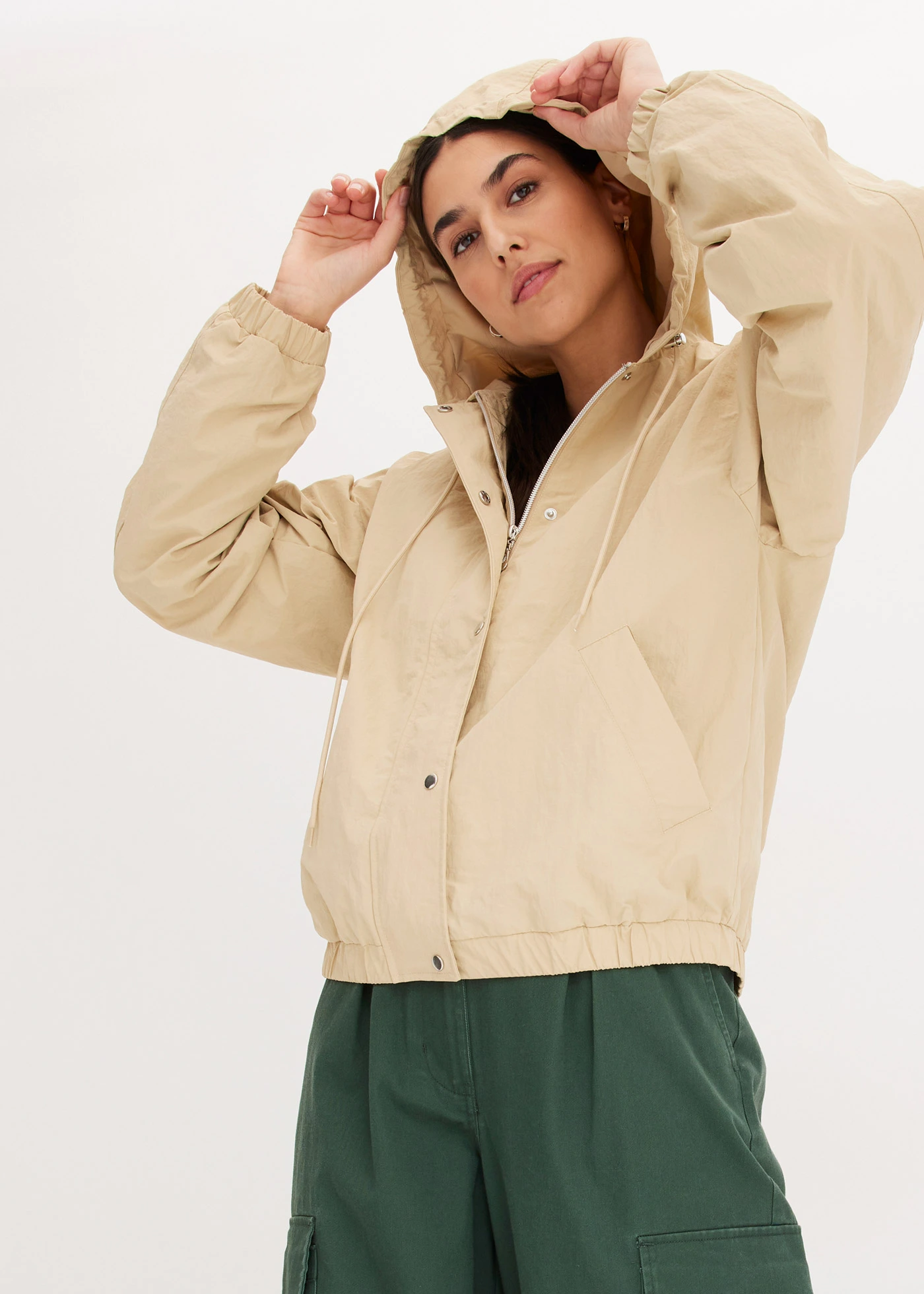 Oversized bomber • groenbeige • bonprix online shop