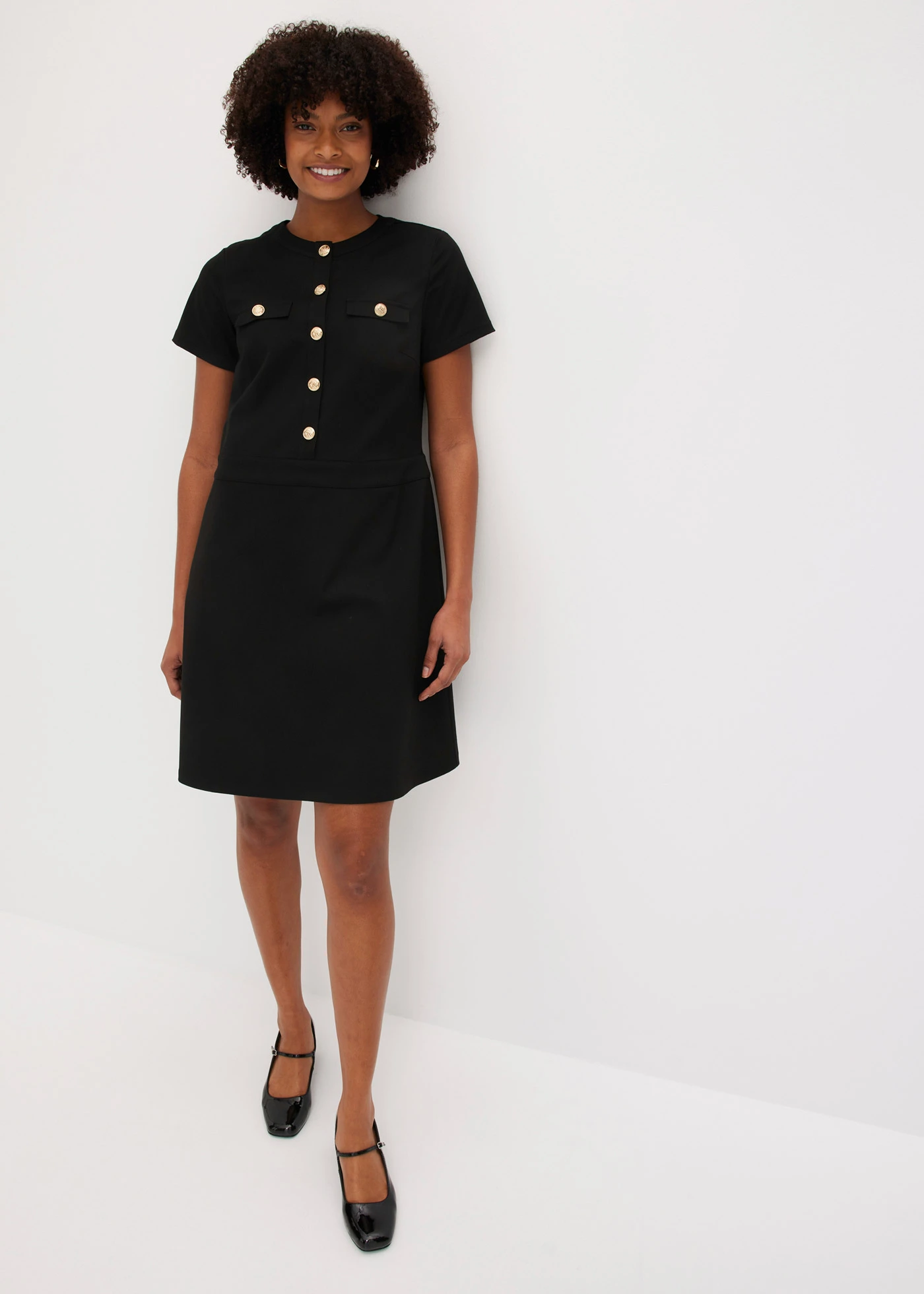 Mini jurk met licht uitlopende rok • zwart • bonprix online shop