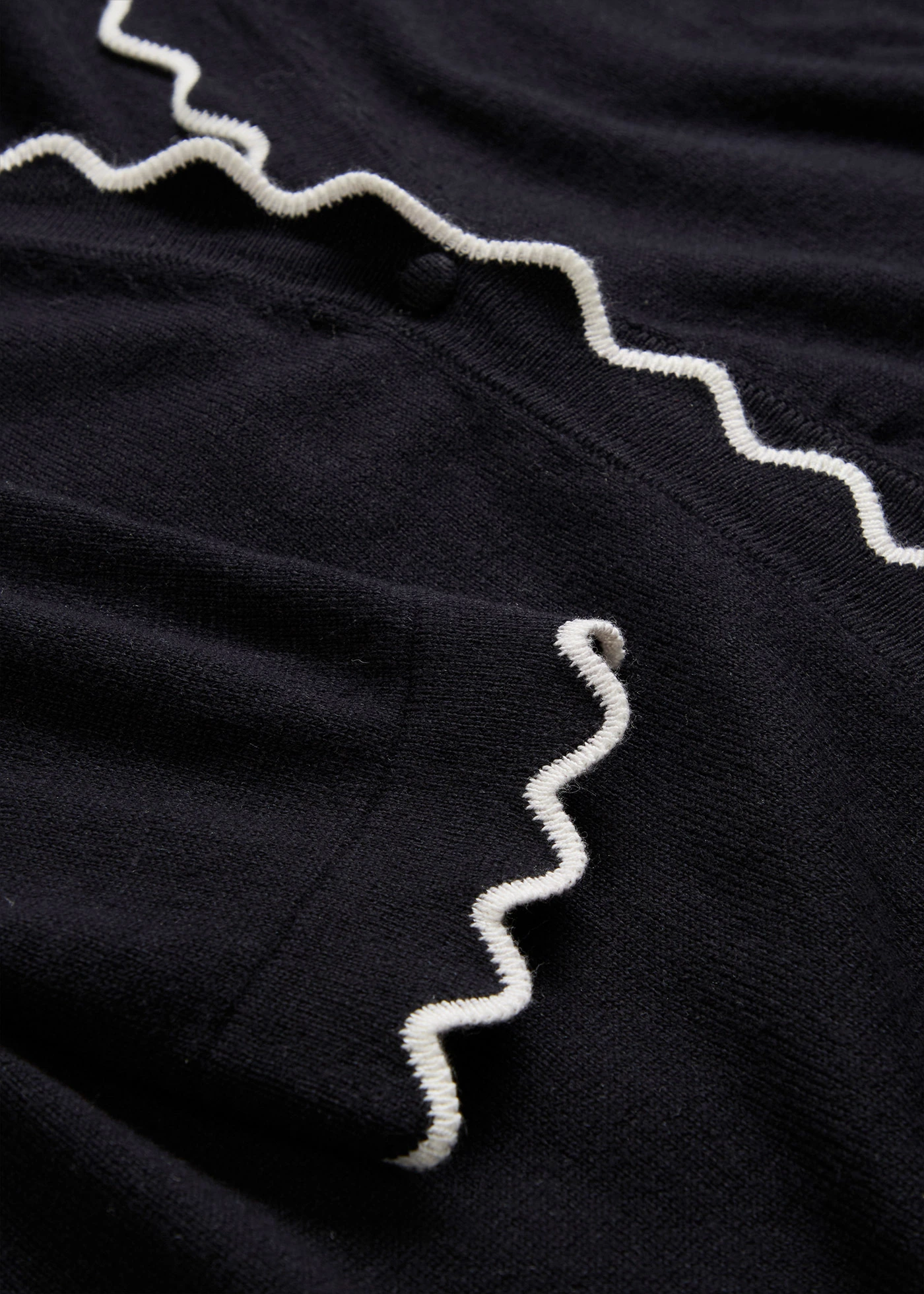 Fijn gebreide jas met zijde • zwart/wolwit • bonprix online shop