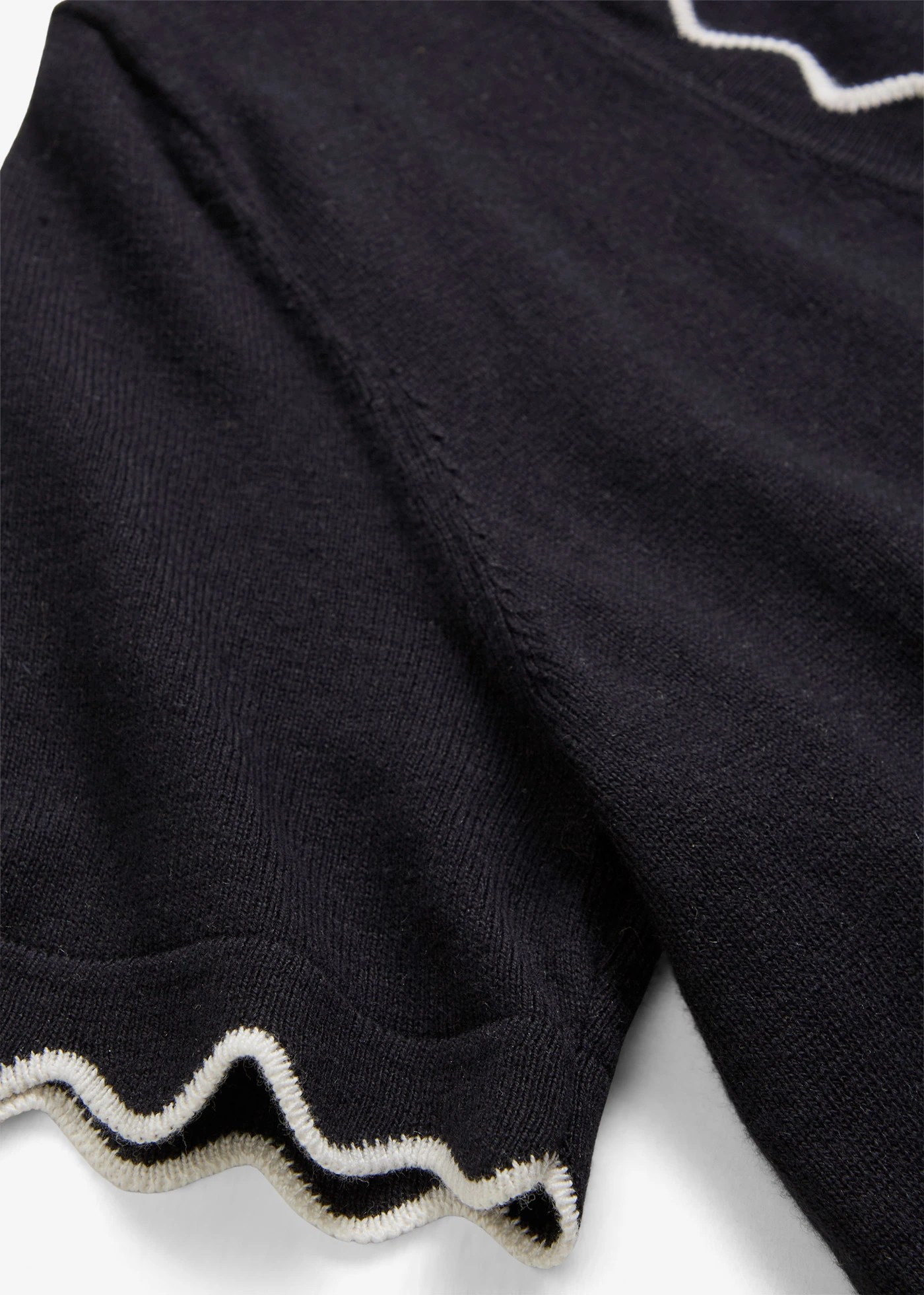 Fijn gebreide trui met zijde, 1/2 mouw • zwart/wolwit • bonprix online shop