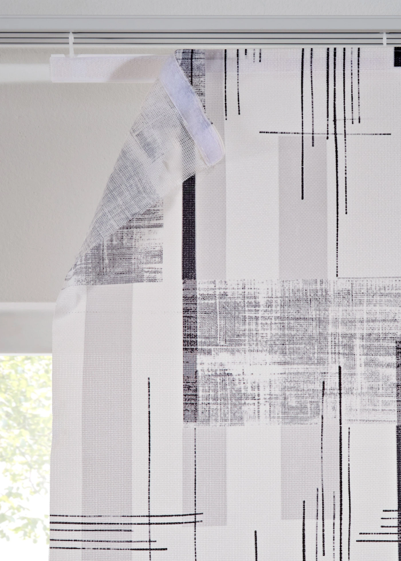 Panneau coulissant en voilage motif graphique (1 pce.) • gris • Boutique bonprix