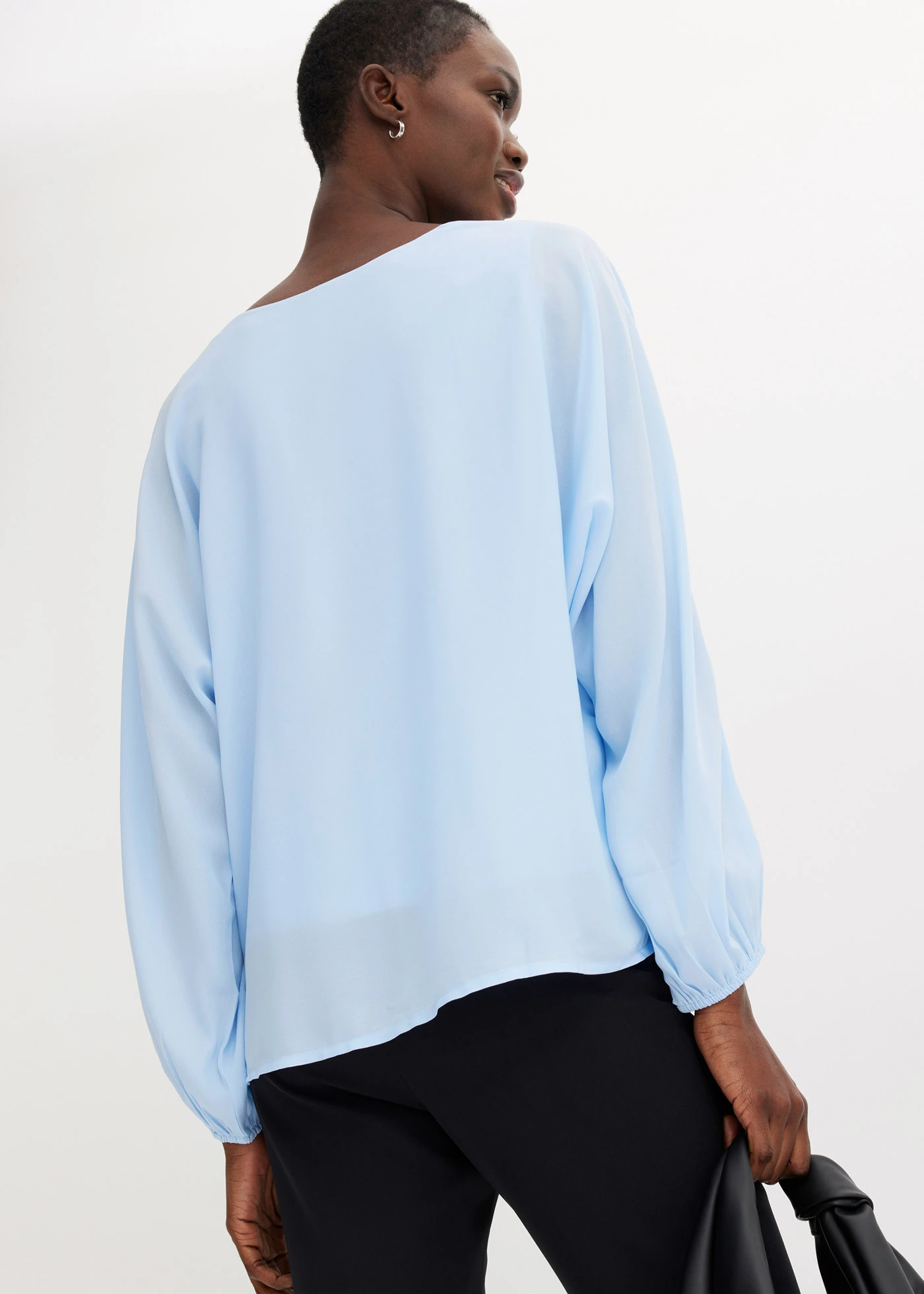 Chiffon tuniek met strass • lichtblauw • bonprix online shop