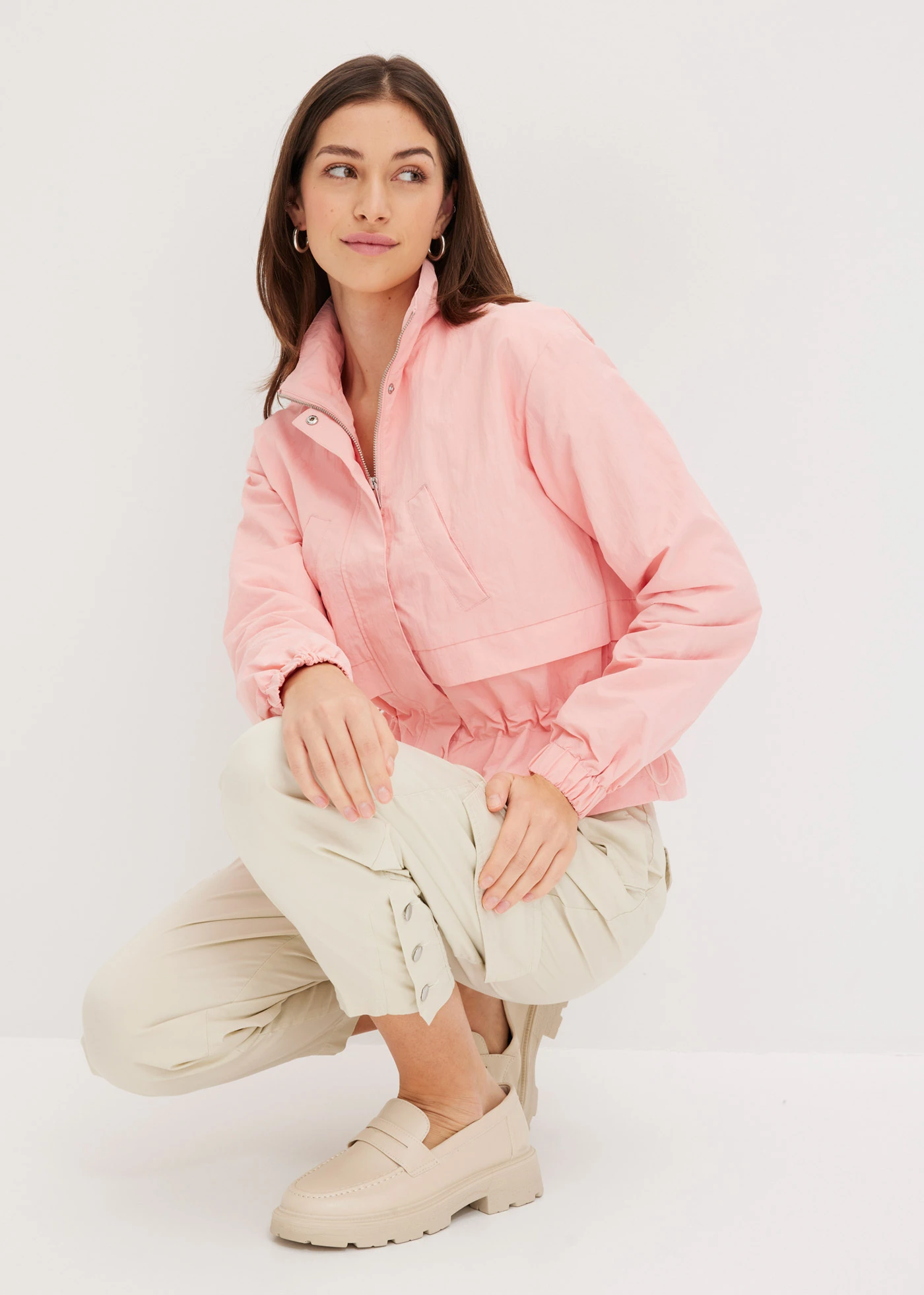 Krátká bunda s tunýlkem na stažení v pase • jemně růžová • bonprix obchod