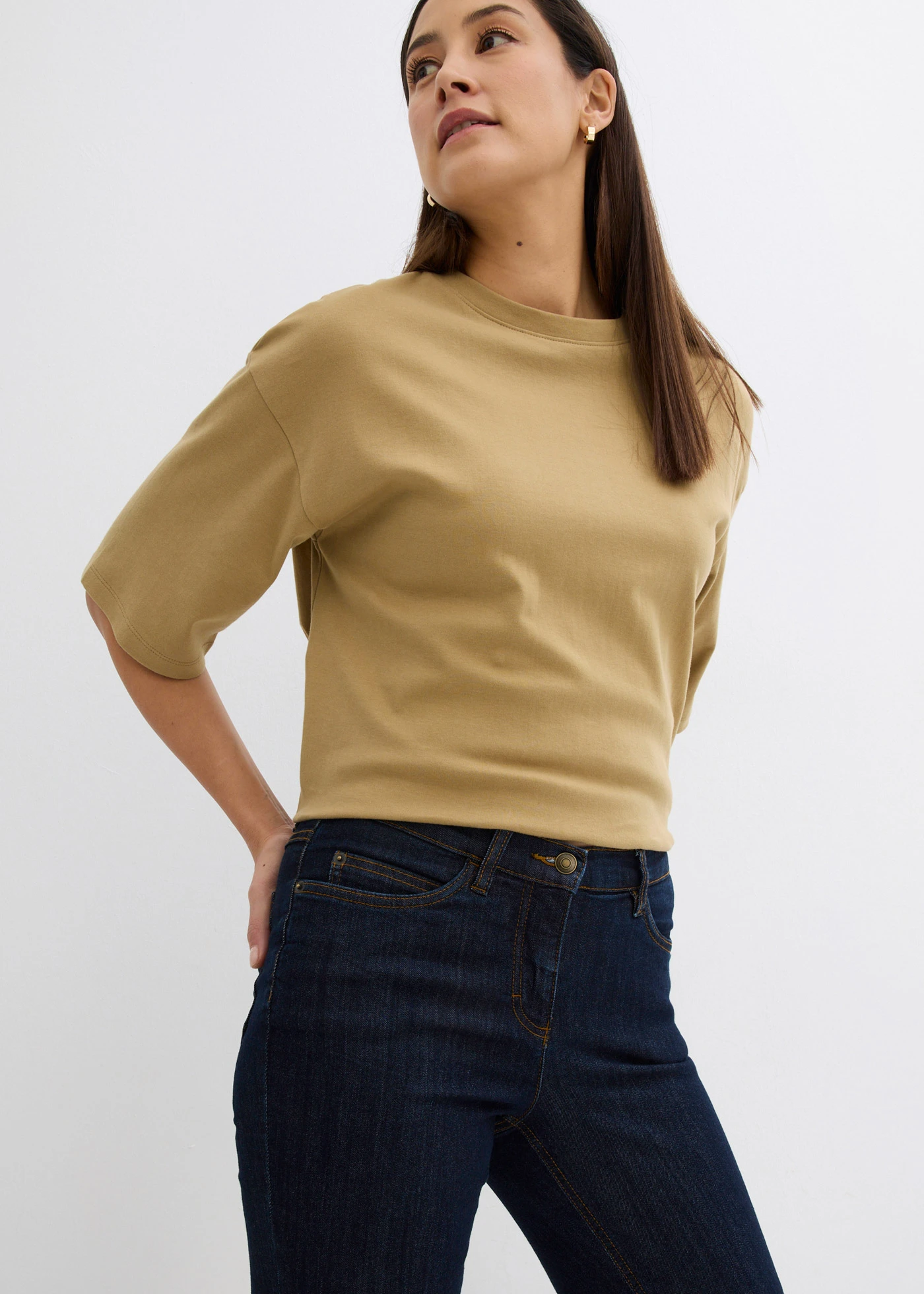 Jeansy  ze stretchem o kroju bootcut, mid waist • granatowy • sklep bonprix