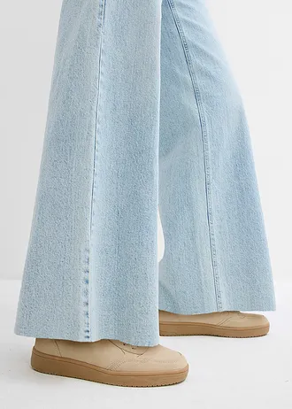 Wide leg jeans met franjes aan de zijkanten, mid waist • ijsblauw denim used • bonprix online shop