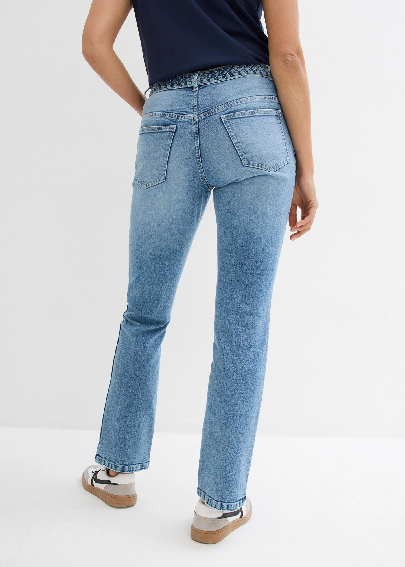 Straight jeans mid waist • lichtblauw denim used • bonprix online shop