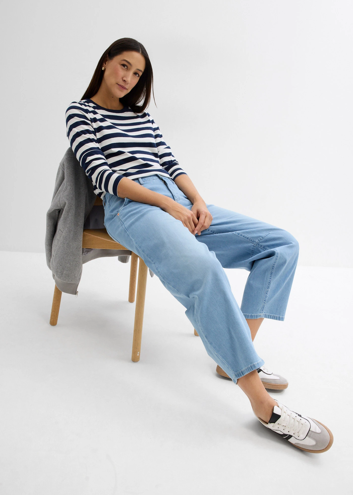 Jean ballon taille mi-haute, cropped • denim bleu glacier used • Boutique bonprix